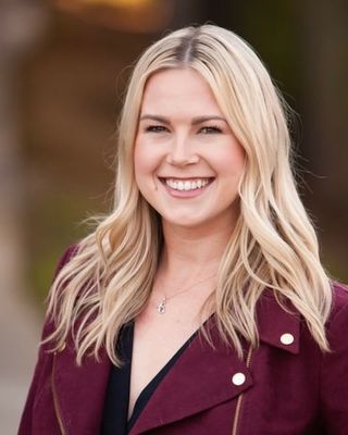 Photo of Gabriella Oblena, Licensed Professional Counselor, LPC