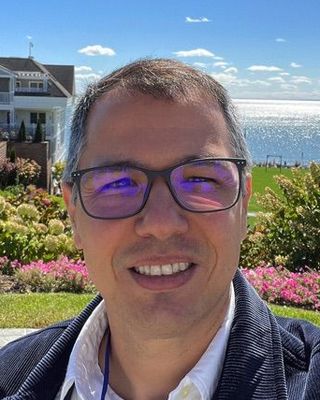 Photo of Daniel Decastro, Marriage & Family Therapist, LMFT