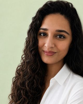 Photo of Komal Pithava, Registered Psychotherapist (Qualifying), RP(Q), MA