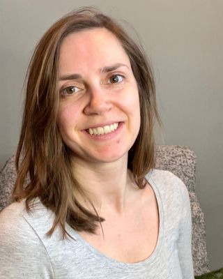 Photo of Jillian Fischer Trauma | Relationship Issues | Couples Therapy | Sex Therapy, Registered Psychotherapist, RP, MA