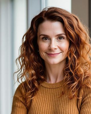 Photo of Melanie DiMenna, Counsellor, MA, RCC