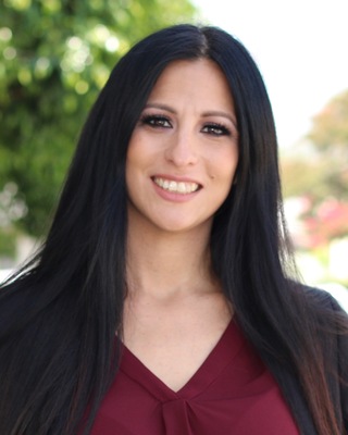 Photo of Elizabeth Reyes, Marriage & Family Therapist in Glendale, CA