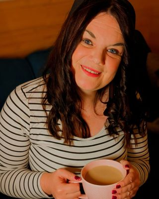 Photo of Esme Jane Mather - Therapy with Esme Jane, Counsellor, MNCPS Acc.