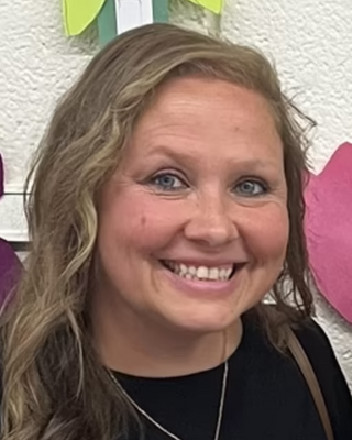 Photo of Aneta Czarnowski, Clinical Social Work/Therapist, LCSW