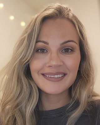 Photo of Briana Fisher, Marriage & Family Therapist Associate, AMFT, EMDR