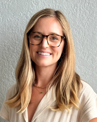 Photo of Taylor Poppmeier, Clinical Social Work/Therapist, LCSW