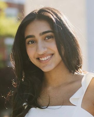 Photo of Krisha Advani, Pre-Licensed Professional, BA