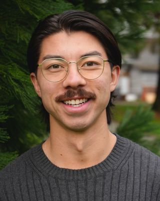 Photo of Kyle Staples, Registered Psychotherapist (Qualifying), MC