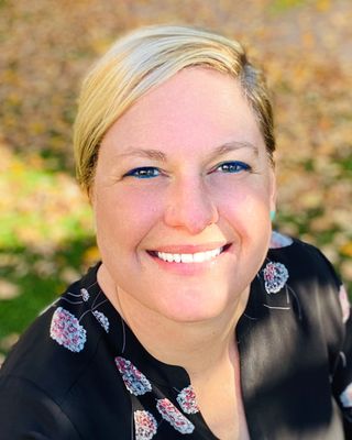 Photo of Loren Ashton, Licensed Professional Counselor, MA, LPC