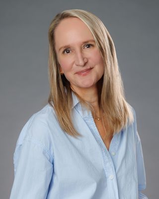 Photo of Lisa Perera, Clinical Social Work/Therapist, LCSW