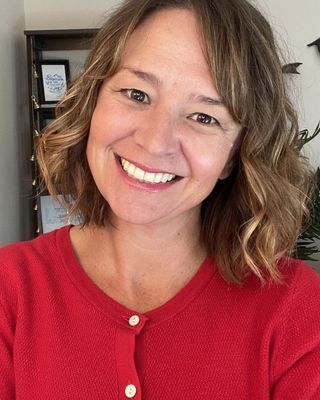 Photo of Jenn Fieldman, Licensed Professional Counselor, LMHC, NCLCMHC, LPCS