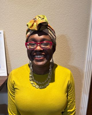 Photo of Tommica Hewlett, Licensed Master Social Worker, LMSW
