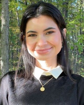 Photo of Brianna Isabella Betancourt, Pre-Licensed Professional in East Arlington, MA