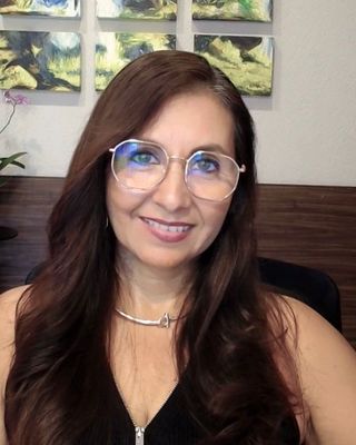 Foto de Dra. Nayeli Loza Alvarez, Psicoterapeuta, Dr. en Psicología