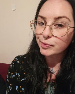 Photo of Dezire Koh, Counsellor, ACA-L2