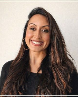 Photo of Vanessa Nievesct - Vanessa Nieves, LMFT, Individual & Couples Therapy, Marriage & Family Therapist, LMFT