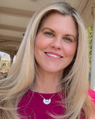 Photo of Kristin Zeising, Psychologist, PsyD, CST
