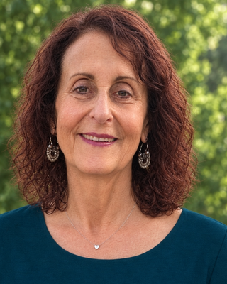Photo of Peggy Handler, Marriage & Family Therapist, MA, LMFT