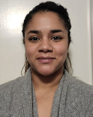 Photo of Irlanda Gomes, Counselor in Westford, MA