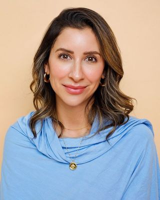 Photo of Paola Abicic, Marriage & Family Therapist, LMFT, C-IAYT, BSP