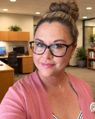 Photo of Rosalinda I Heider, Clinical Social Work/Therapist, LCSW