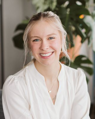 Photo of Heidi Garcia, Clinical Social Work/Therapist, LICSW