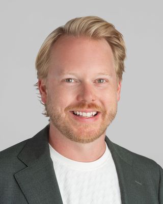 Photo of Josh Bowes-Carlson, Clinical Social Work/Therapist, MSW, LSW