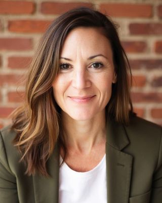 Photo of Megan Davis, Clinical Social Work/Therapist, LISW-S, TCYM 2, CYT-500