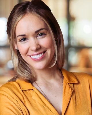 Photo of Faren Zayda Sojourner - Faren Zayda (Virtual Couples & EMDR therapy), MA