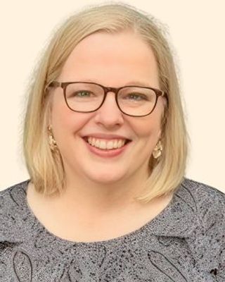 Photo of Maris Williams, Licensed Clinical Mental Health Counselor, MEd, LCMHC