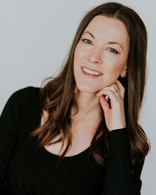 Photo of Dallis Luna, Licensed Professional Counselor, MA, LPC