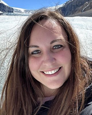 Photo of Nicole (Nicky) Nedohin, Psychologist, MSc, R Psyc