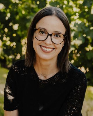 Photo of Michelle Davis, Licensed Professional Counselor, MEd, LPCC-S