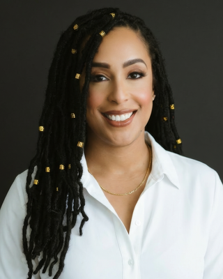 Photo of Alexis Logan, Clinical Social Work/Therapist, LCSW