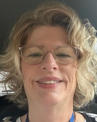 Photo of Kelly Swinnerton, Licensed Professional Clinical Counselor, LPCC