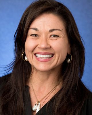 Photo of Dr. Julie Yurie Takishima-Lacasa, Psychologist, PhD, DBSM