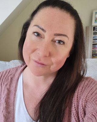 Photo of Emma Kenmuir, Psychotherapist, MBACP