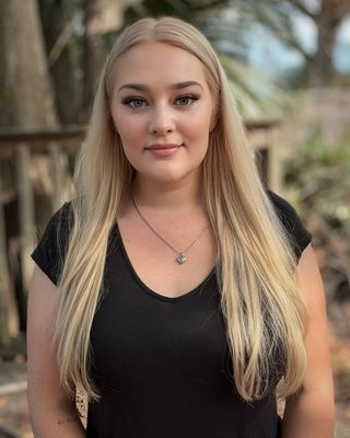 Photo of Hannah Baker, Pre-Licensed Professional, MA, RMHCI, LPCA