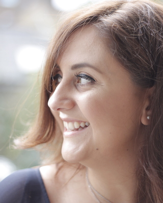 Photo of Jeeda Alhakim, Psychologist in Camden Town, London, England
