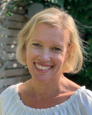 Photo of Jackie Affleck, Counsellor in Deddington, England