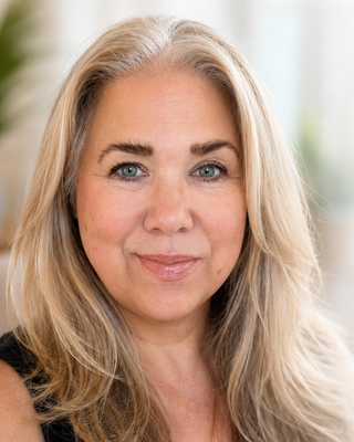 Photo of Carissa Doré, Counselor, LMHC, RYT-200