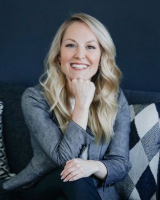 Photo of Erin DeAngelis, Marriage & Family Therapist, MA, LMFT