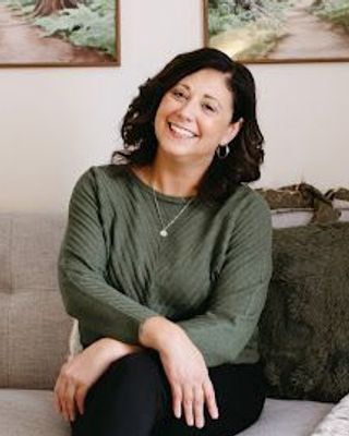 Photo of Laura-Lee Bishop, Registered Social Worker, RSW, MSW