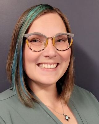 Photo of Kat Proveaux, Clinical Social Work/Therapist, MSW, LICSW