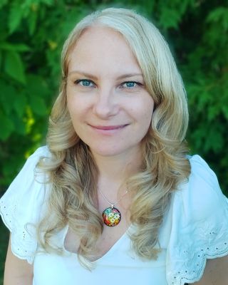 Photo of Mariola Malasinski, Registered Social Worker, MSW, RSW