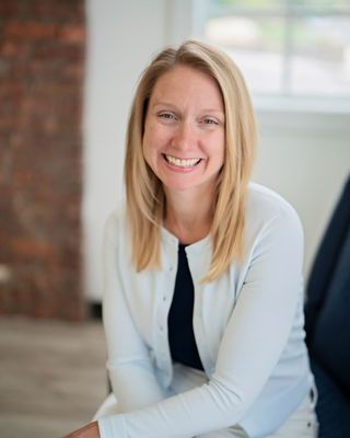 Photo of Mindy Convie, Clinical Social Work/Therapist, LCSW