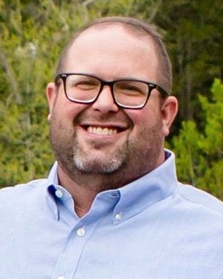 Photo of Brett Hoxer, Counselor, MA, CMHC