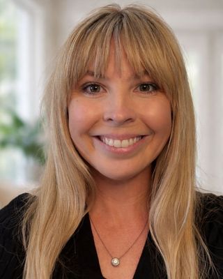 Photo of Cait Glenn, Clinical Social Work/Therapist, LCSW