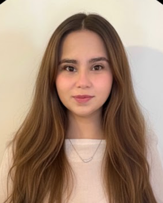 Photo of Niha Idrees, Registered Psychotherapist (Qualifying)