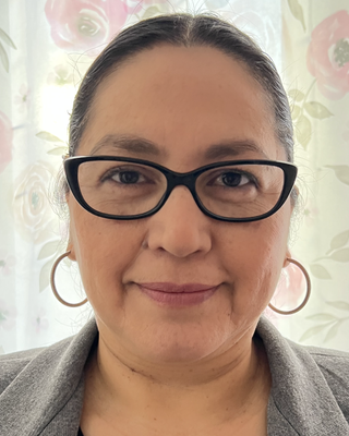 Photo of Veronica Oros-Navarro, Marriage & Family Therapist in Oxnard, CA